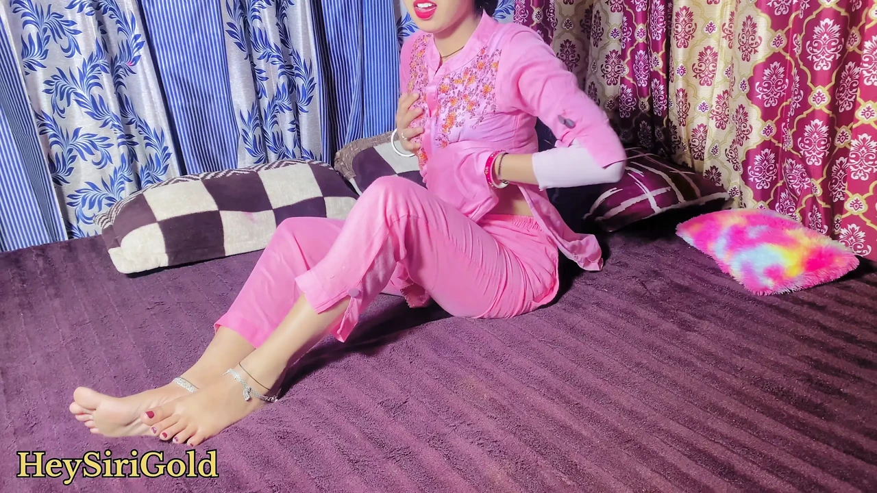 Shrutilivecum - Horny Indalexaqueen Released And Desperate For Cock! Amazing Desi Village Wife Fuck By Heysirigold Hindi Audio