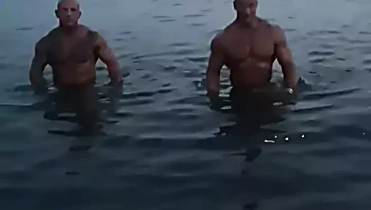 Muscledad porn video – muscledad