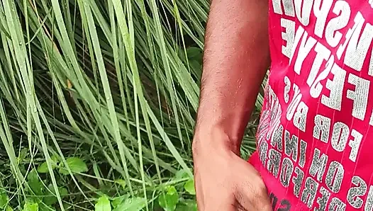 Adam ormanda iyi iş yapıyor