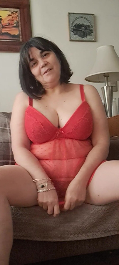 Stepmom in Lingerie Seducing Like a Slut