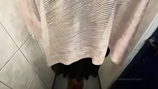 Öffentliche toilettenschlampe von herrin april