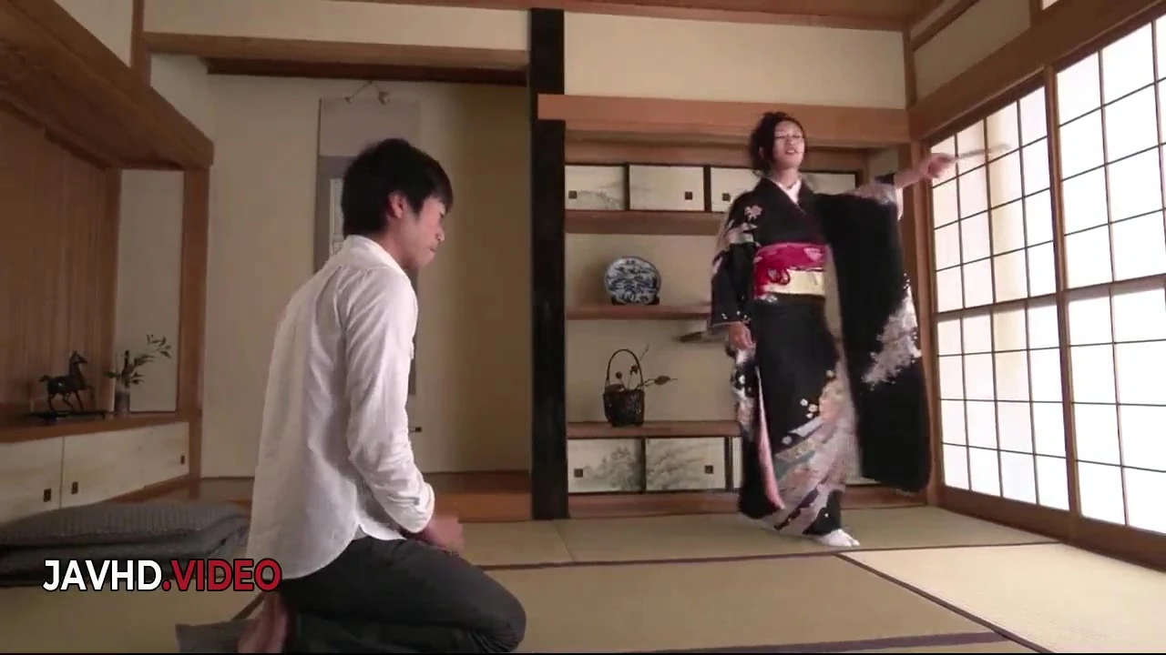 Reiko Kobayakawa’s Hot Kimono Blowjob & Hardcore Fuck