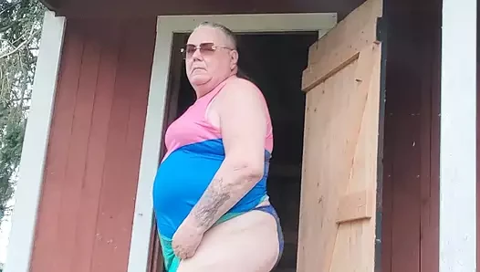 Strip-tease pour vous. Gangstazz, gros cul