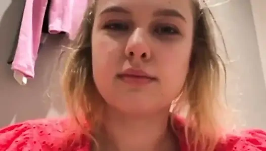 Squirting and Fingering in the Changing Room
