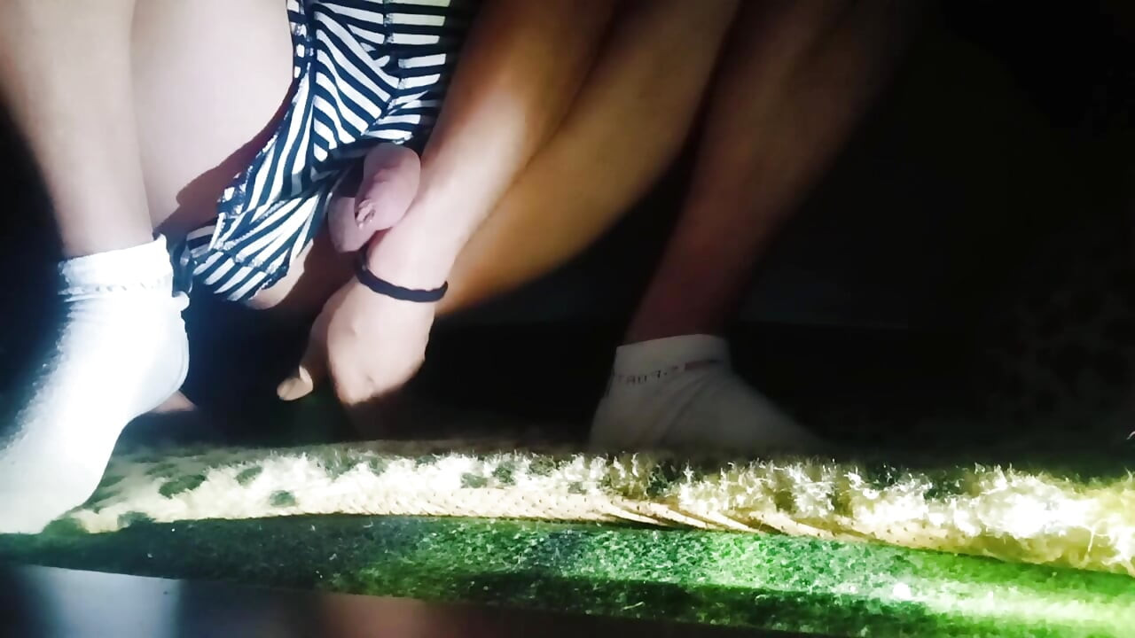 Анальне розширення надзвичайно красивого молодого чоловіка