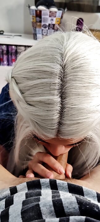 Submissive Sloppy Deepthroat in White Wig & Blue Contacts - Debora Swallowing Wellington's Thick Cock + Slow Stretching