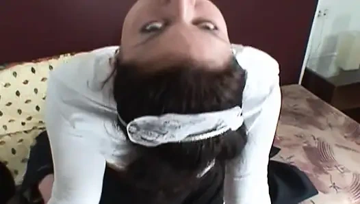 Cewek italia dientot habis-habisan di kamar tidur vintage