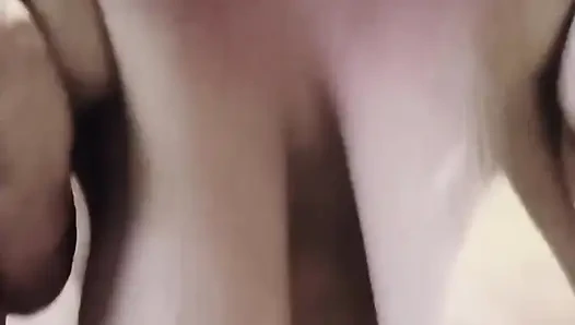 Oben saftige muschi abfallen