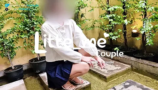 Горячий трах миниатюрной азиатской пары на улице