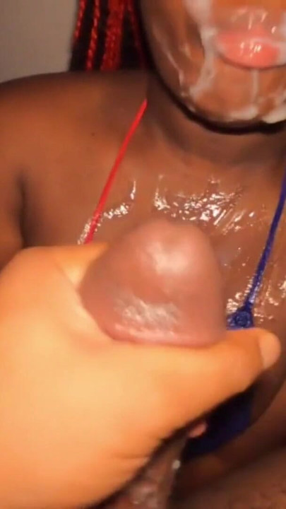 Obrigado padrasto me freaky eu preciso de pau na minha boca o que você acha de sloppy white cum batom preto menina facial - mastermeat1 | Clipe 1