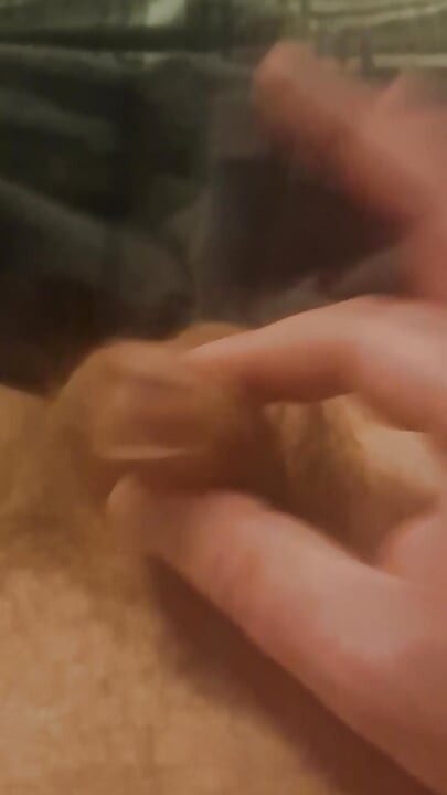 โกนขน Sissy Lissmallz