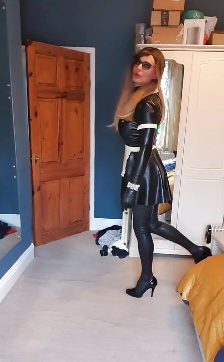 ラテックスの層 - フレンチメイド