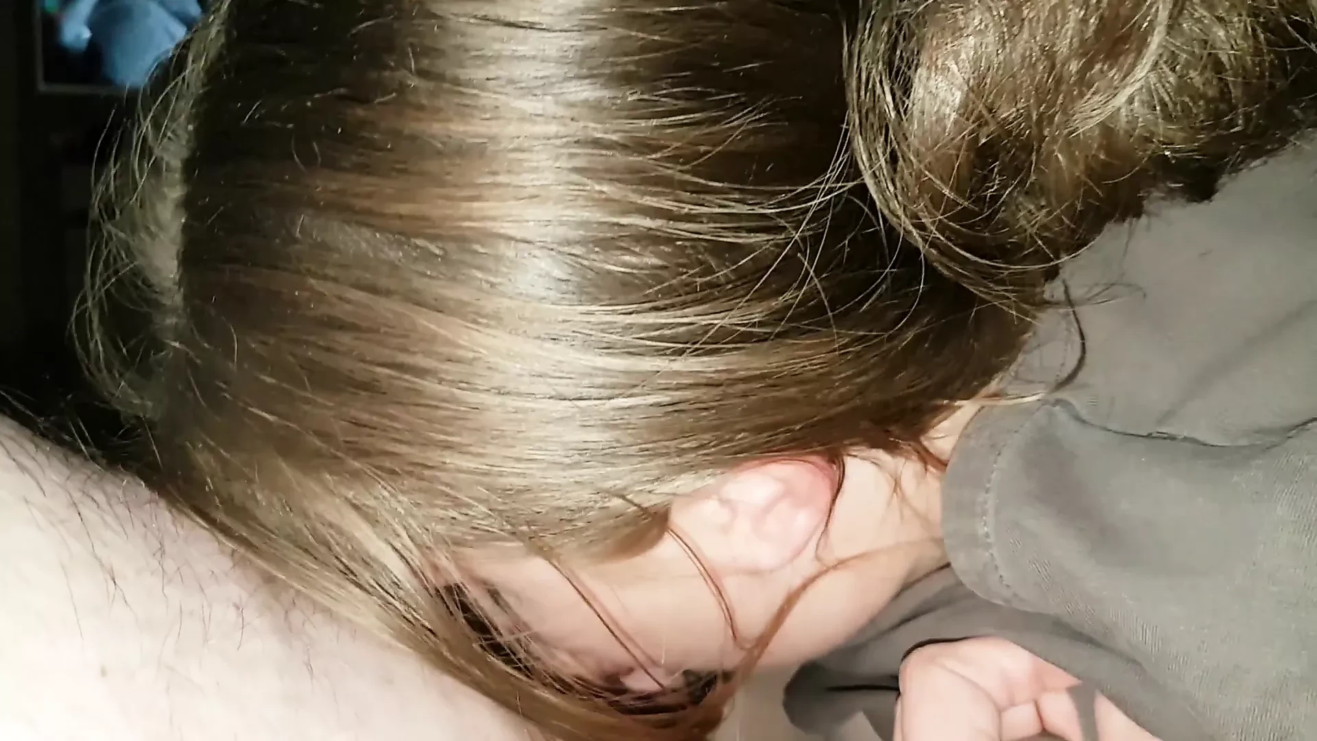 Fru sensuell avsugning