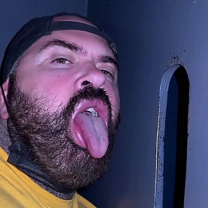 Cum 4 Glory Hole Part 5