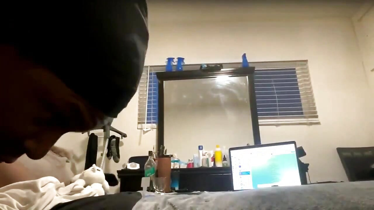 Black Ass Melts Fast with White Dildo Warmth