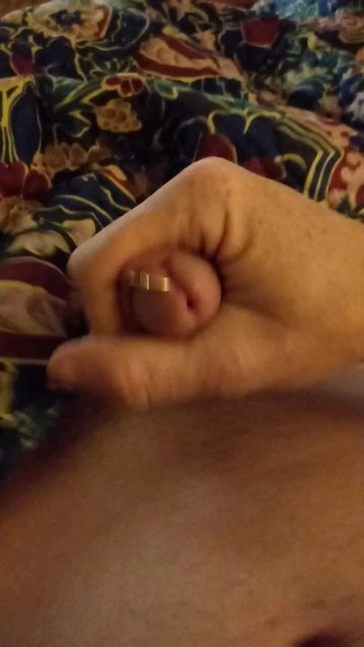 在浏览xhamster一整夜后快速射精。