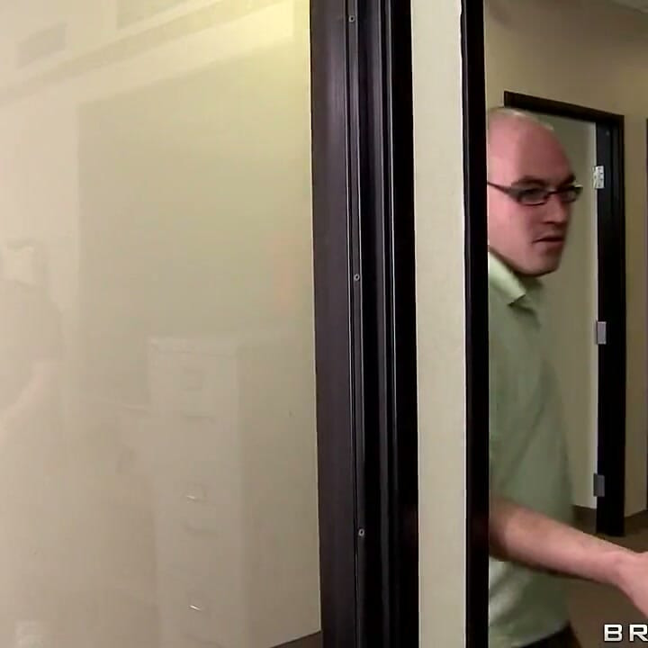 Brazzers University - Mason Is the Teacher's Assistant in Charge of Detention. She's Hot