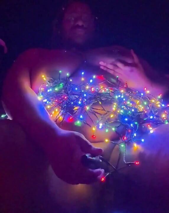 Ebony BBW Masturbates Christmas Edition