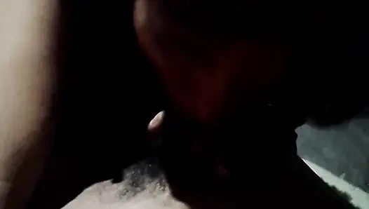 Damadın bir kayınbiraderi penisi verildiğinde