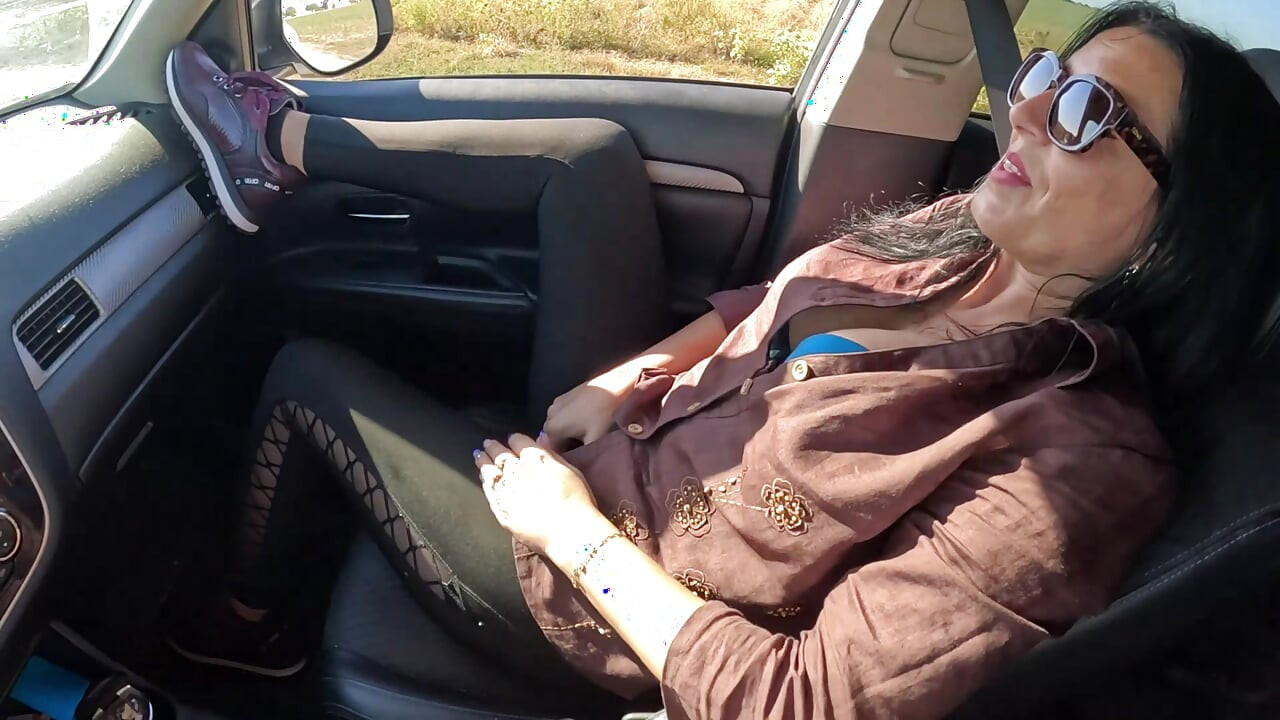 Intense Car Play - Tight Leggings Masturbation, Blowjob & Messy Facial 305