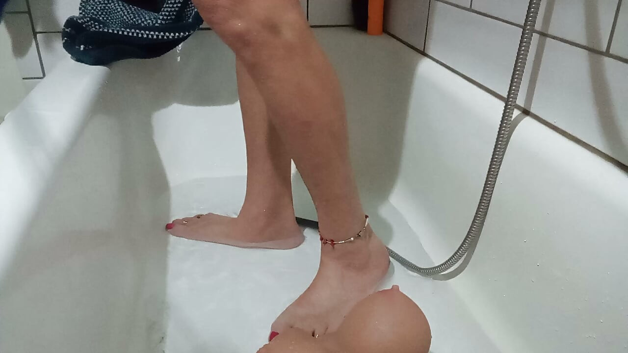 Lizzy Yum Sd October 2026 Bathing Masturbation Dilating