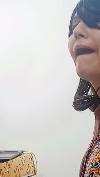 Must-see okamžik z "Žhavá tajná sexuální služba polykání spermatu."