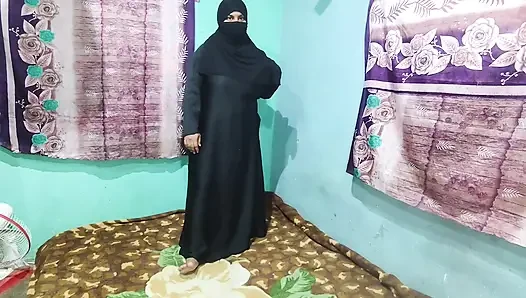 Gadis muslim berhijab pertama kali ngobrol tentang seks
