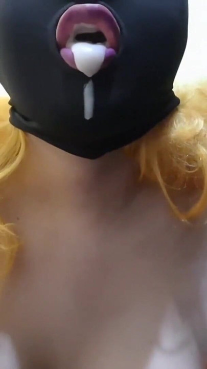 My first time Giving a Blowjob and Eating Cum with a BDSM blind mask | Clip 2