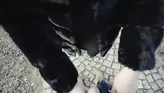 Tinder'dan rastgele adamla yürüyüşte riskli halka açık sikiş