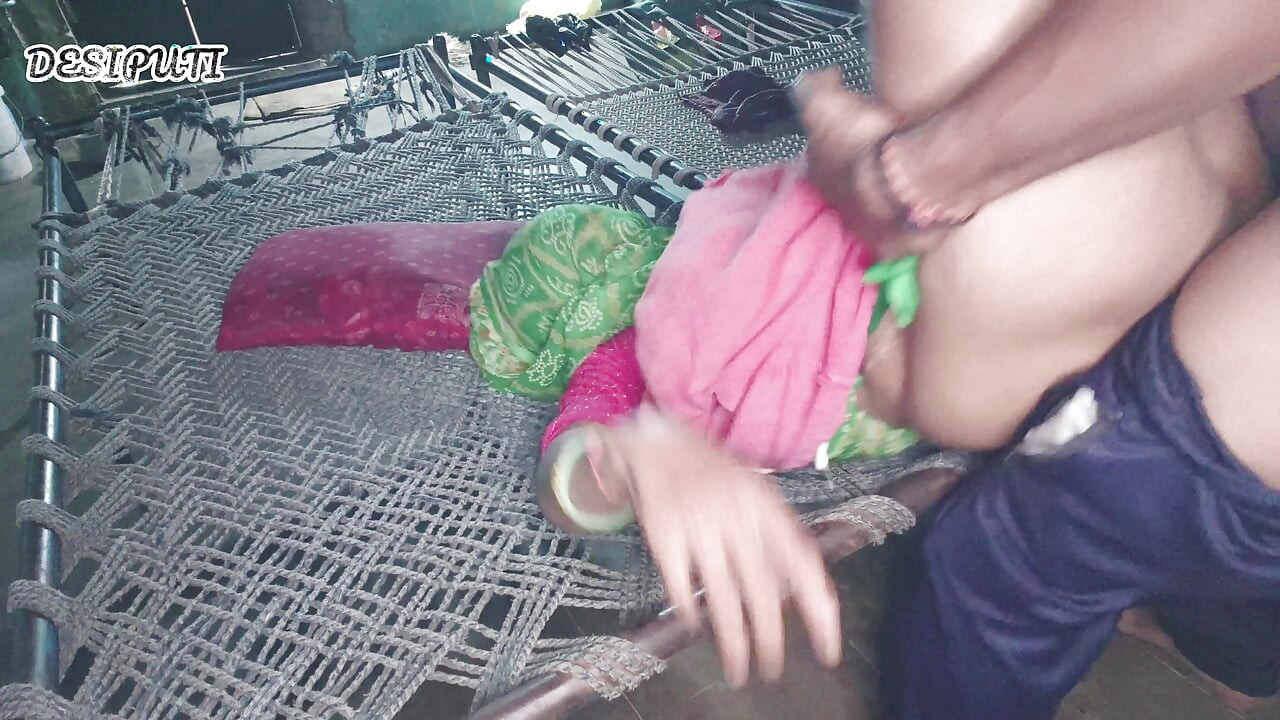 Aaj devar bhabhi ki bahut Dinon ke bad gand chudai ka mauka Mila, Hindi audio with desi style sex video