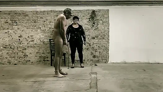 Dominatrix sahibe April - cell45 - nisan hapishanesi, bölüm 2