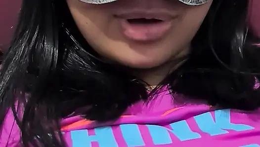 Yaramaz eş Sa Vanessinha'nın vajinasını emmek