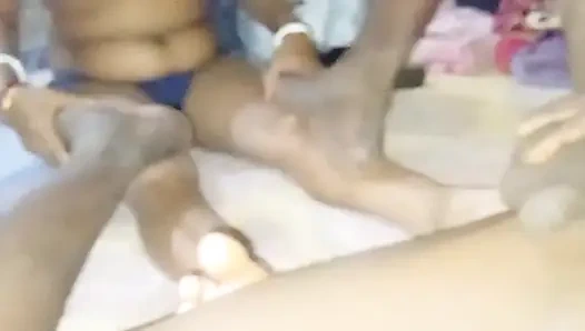 Индийская дези Bhabhis трахает черную киску этот паренек