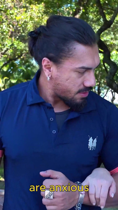 Knubbig mogen blir förstörd i min körbuss