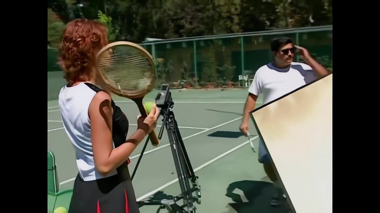 Şeker Elmalar: Tenis dersleri, oral seks ve anal seks