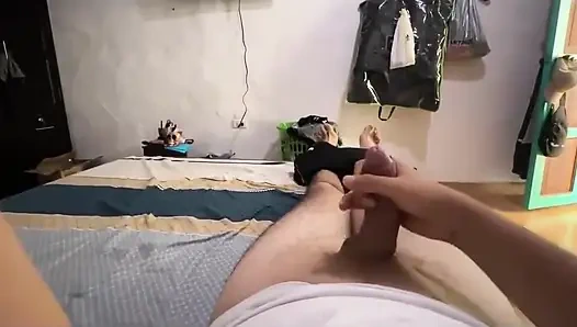 Adik tiriku ngentot kontolku sampai aku crot sampai kering