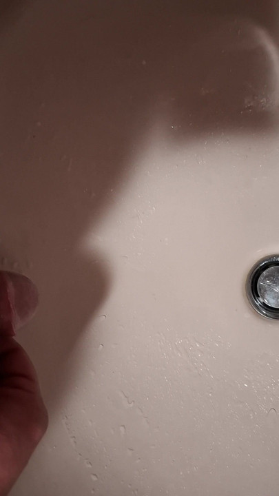 Pissing i vasken