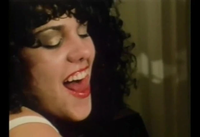 Kinky Loves It - Tom Byron & Kim Carson