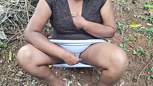 Video seks terpanas istri desa di luar ruangan