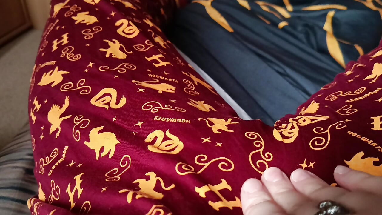 我緊窄的小霍格華茲小穴高潮好多次