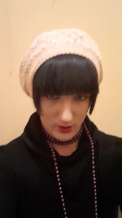 sissy solo presentation
