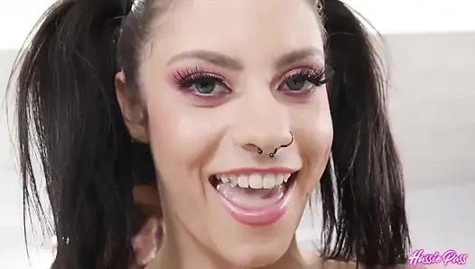 Melody Foxx Twerks Her Oiled Butty Wearing A Blue Panties!