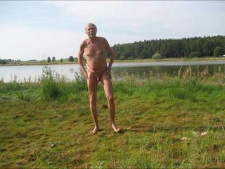 Nudista alemã