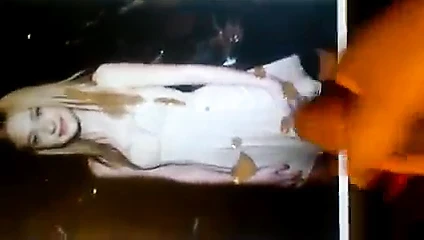 Dakota fanning boşalmak haraç