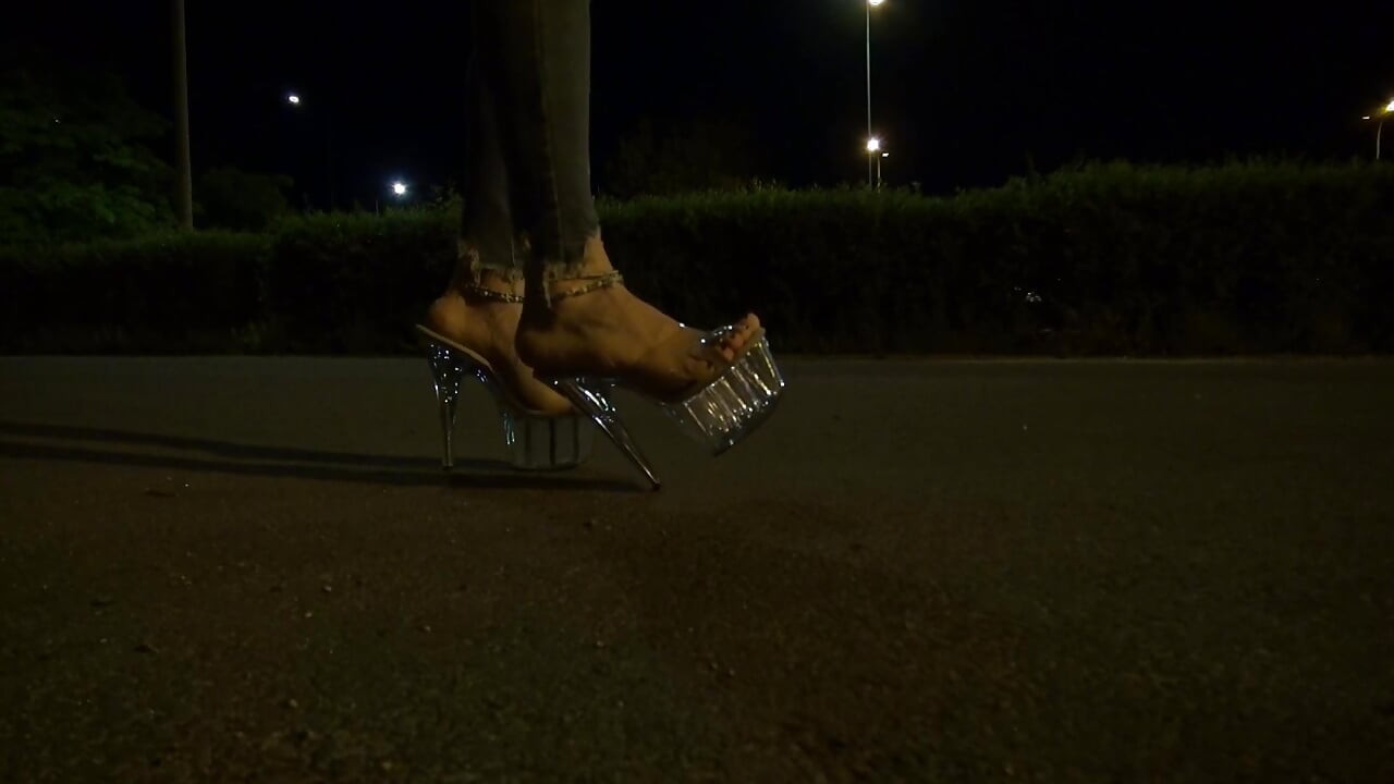 stripper high heels show
