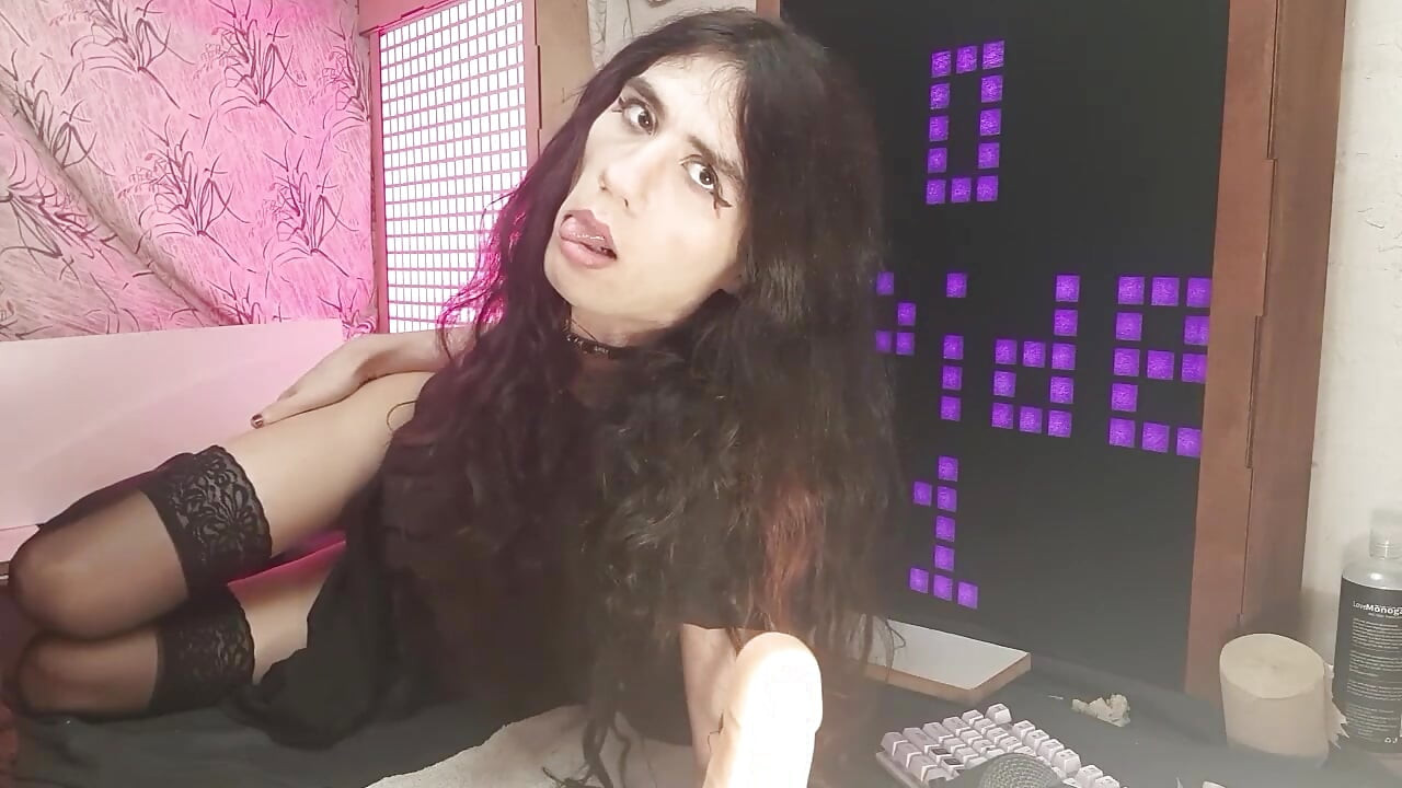 Licking your dick like its lollipop