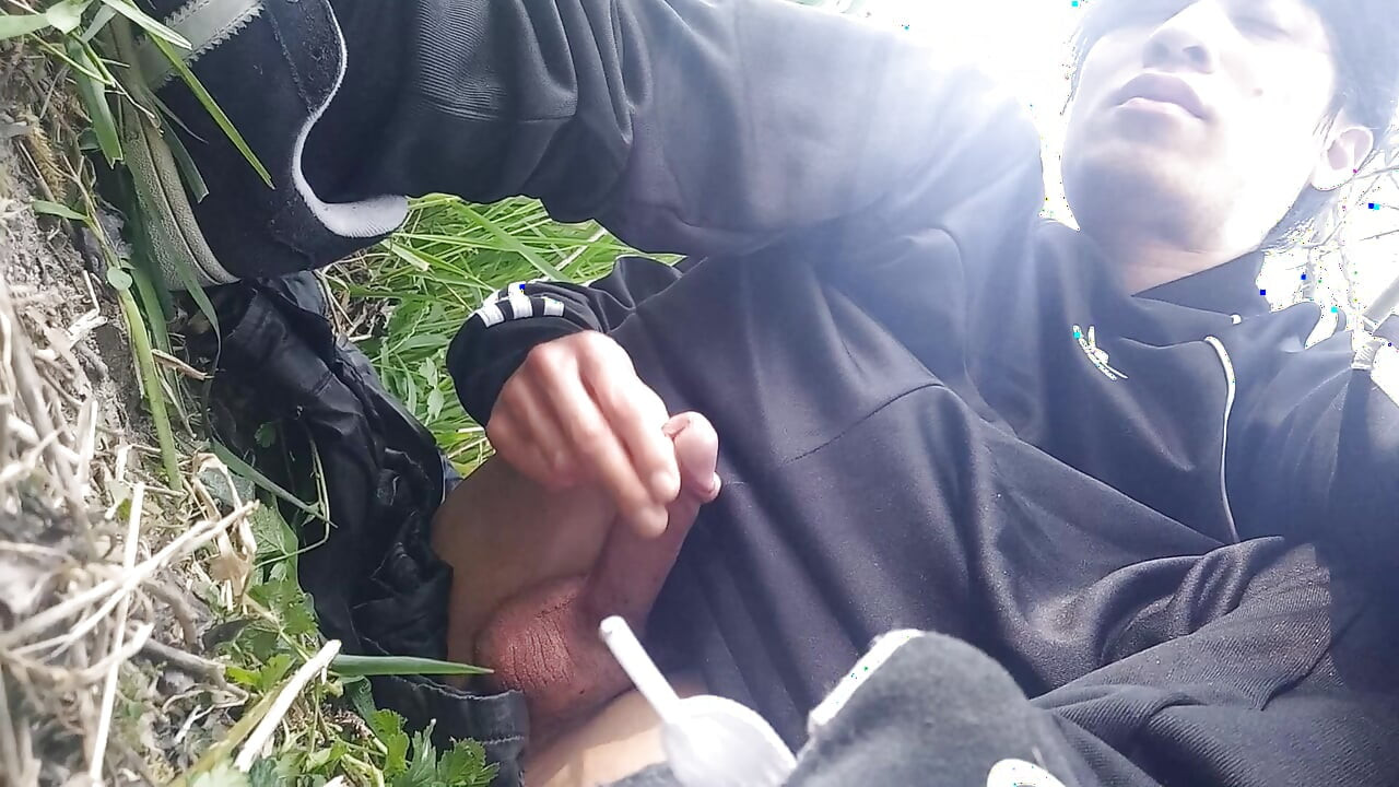 Gay boy Jon Arteen, wearing adidas tracksuit Campus sneakers, gets a hard-on outdoors, jerks off, squirts big cumshots before cl