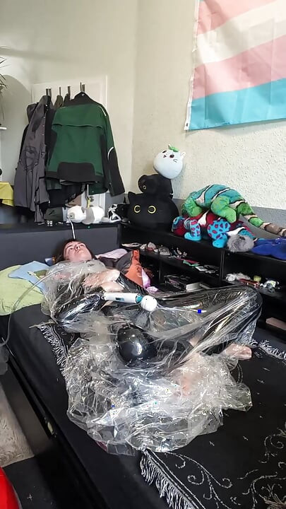 Kedaluwarsa selfbondage vacum