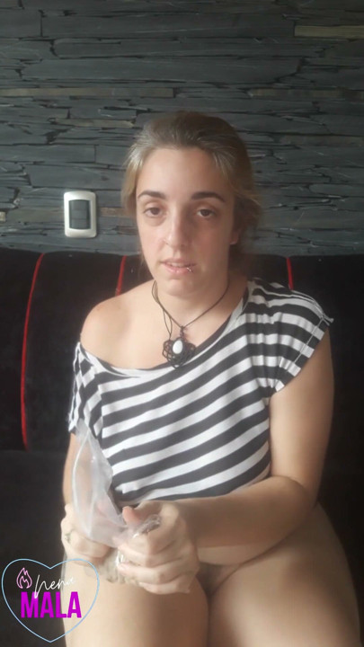Dirty panties sniffers. Very dirty wet pussy / Dirty panties and lots of mucus | Clip 1
