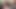 セクシーな美女の手が彼の体と小さなペニスを探っている